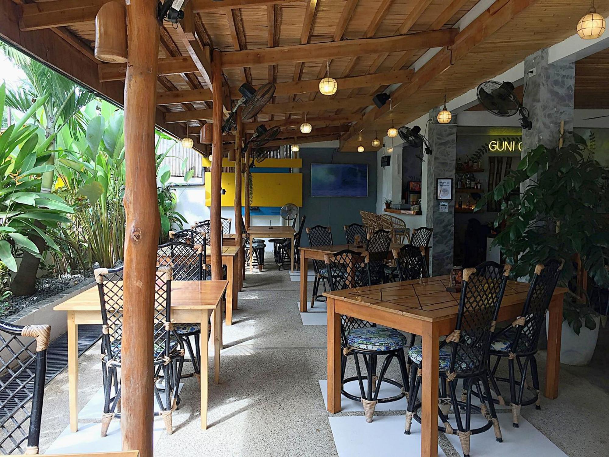 Guni Guni Hostel Puerto Princesa Eksteriør billede